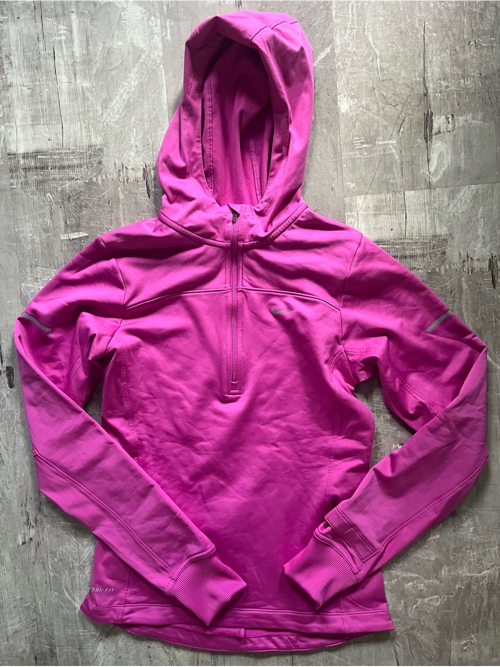 Nike running Women’s Hooded Half-Zip Bright Fuchsia reflective top XS